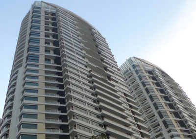 Bright-Sukhumvit-24-Condo-Bangkok-branner-budding-3-1